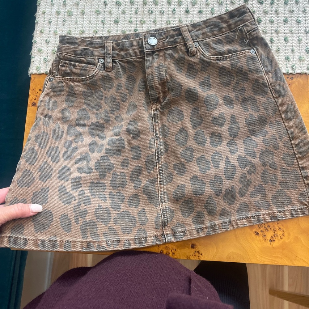 BLANKNYC Cheetah Skirt 25 - Picture 2 of 8